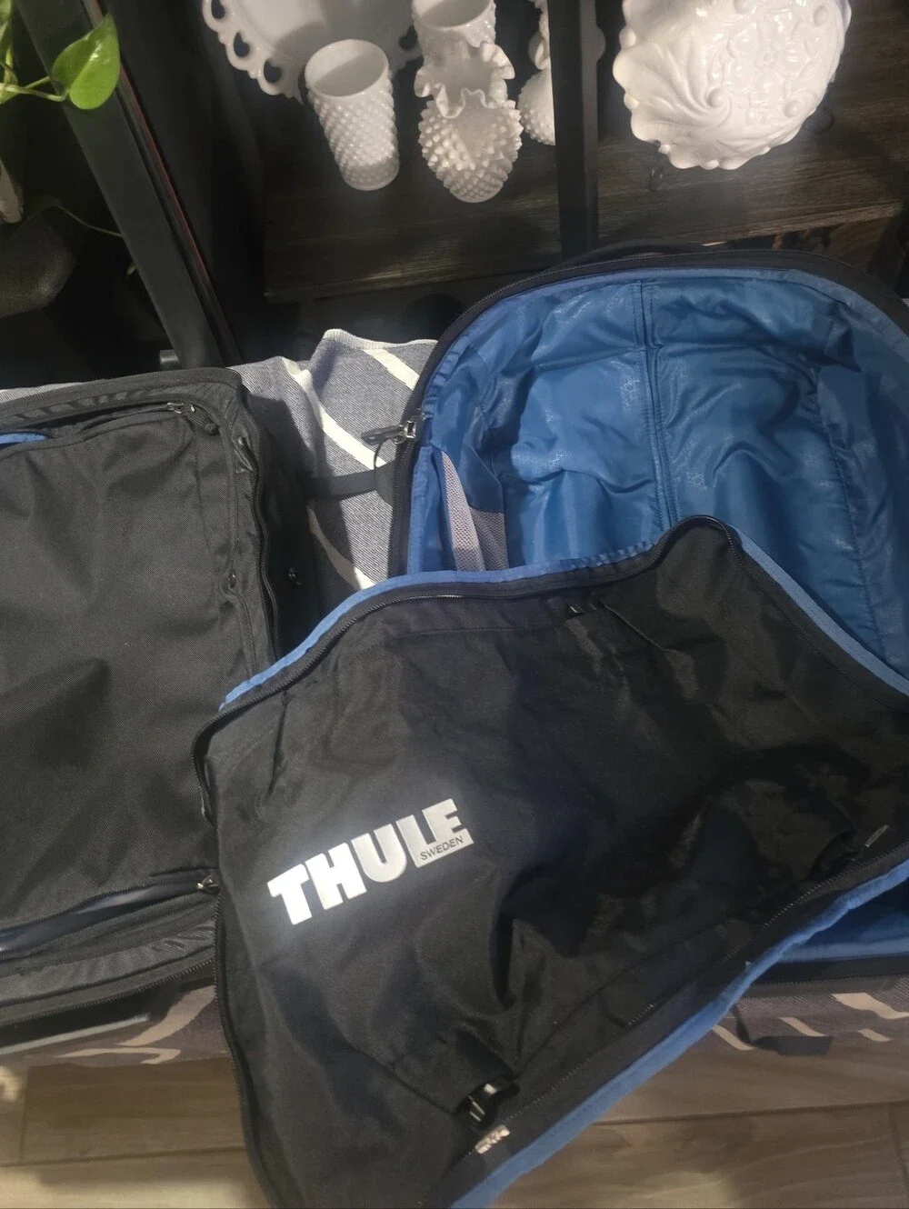 Thule Subterra wheeled duffel bag 55cm/22